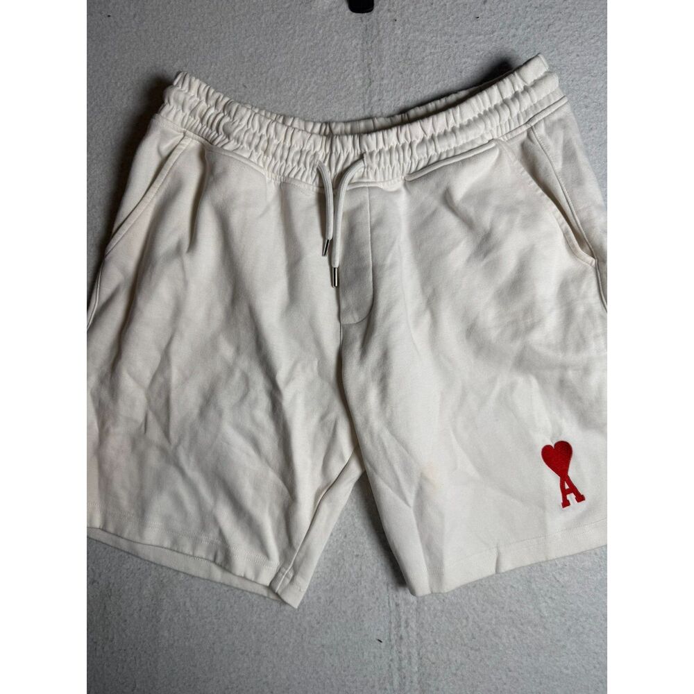 AMI Paris Alexandre Mattiussi Men’s Medium White Cotton Shorts Red Heart Logo